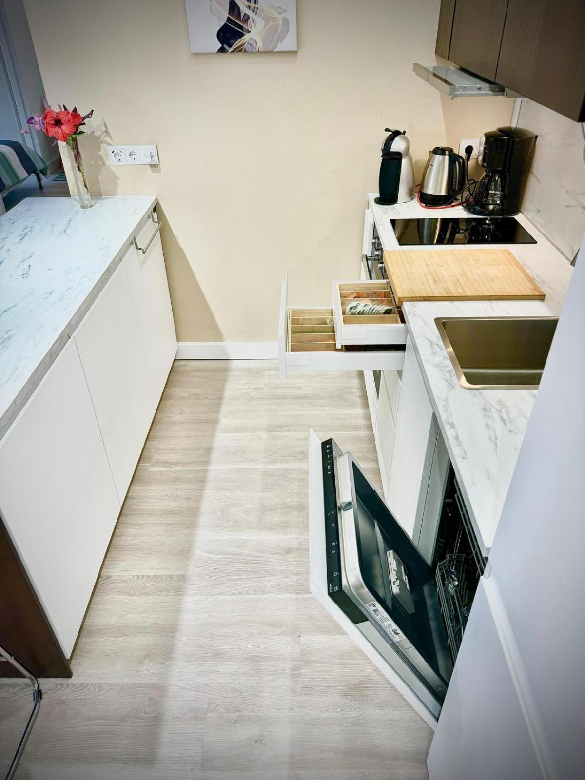 Home 120, Mansion Alhamar Sitio de Calahonda エクステリア 写真
