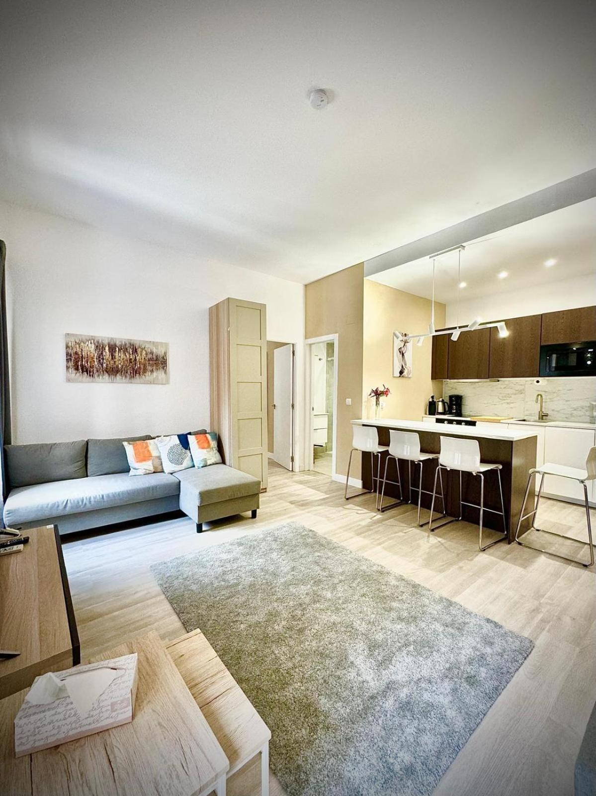 Home 120, Mansion Alhamar Sitio de Calahonda エクステリア 写真
